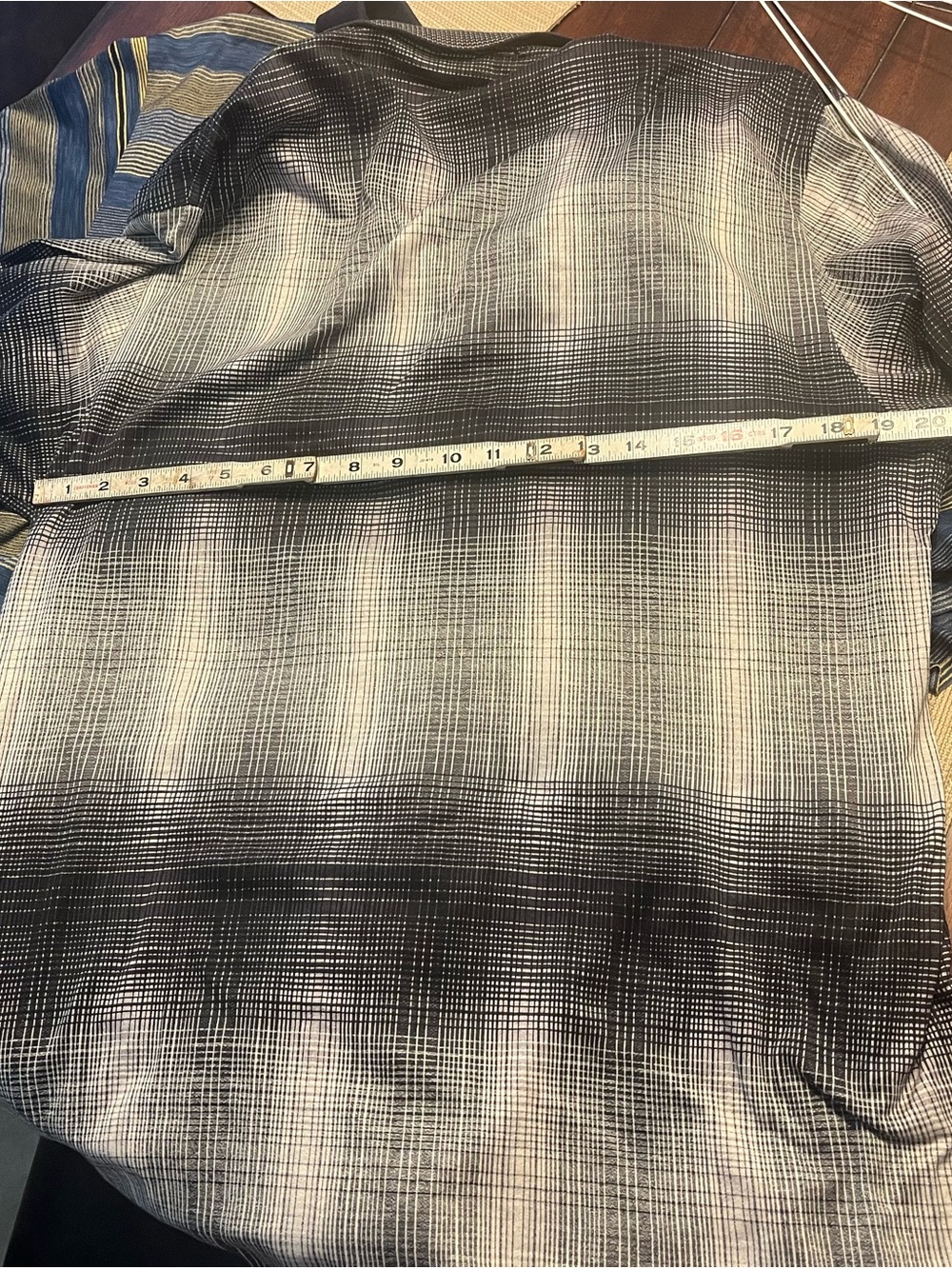 Men’s Black & White Patterned Button-Down Polo Shirt 2 for 1 the blue shirt is f - Picture 6 of 7